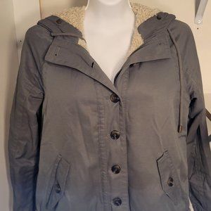 Crop top utility jack with faux fur lining